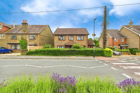 e9a6cb9a-CAM04018G0-PR0263-STILL009