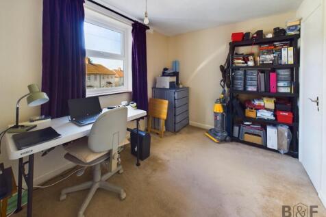 CAM01872G0-PR0298-STILL014.jpg