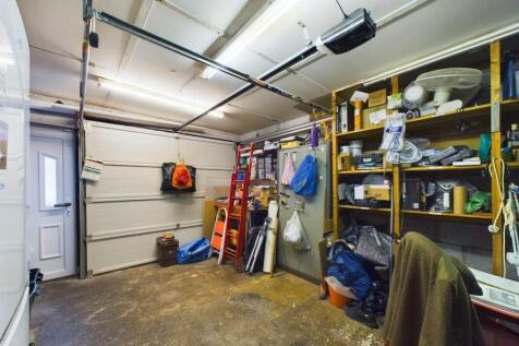 CAM01872G0-PR0298-STILL012.jpg