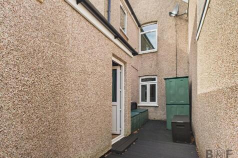 CAM01872G0-PR0323-STILL008.jpg