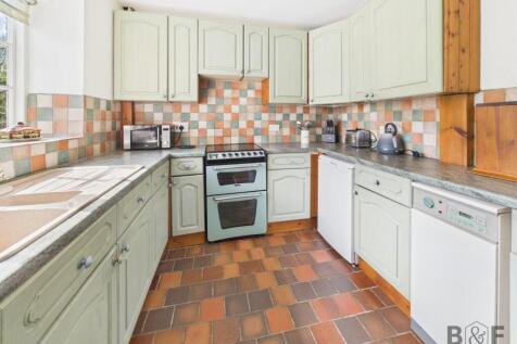 CAM01872G0-PR0346-STILL013.jpg