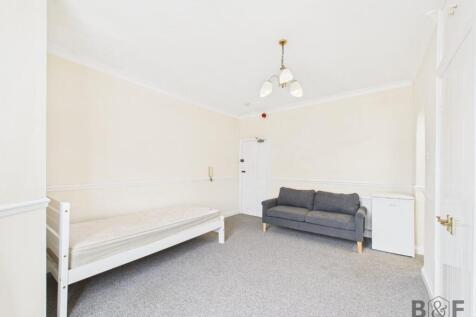 CAM01872G0-PR0348-STILL002.jpg