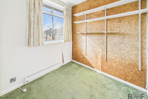 CAM01872G0-PR0360-STILL019.jpg