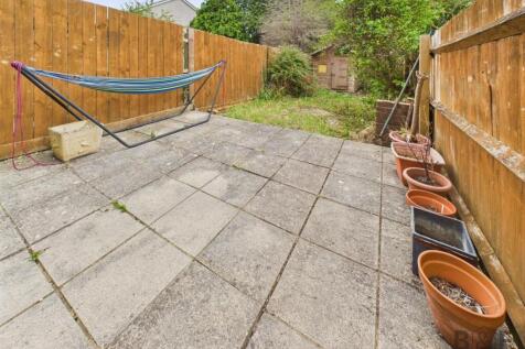 CAM01872G0-PR0443-STILL012.jpg