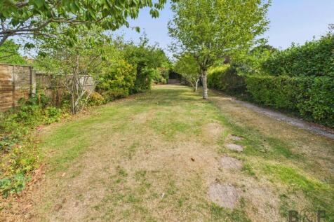 CAM01872G0-PR0453-STILL017.jpg