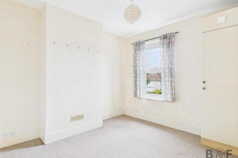CAM01872G0-PR0470-STILL012.jpg