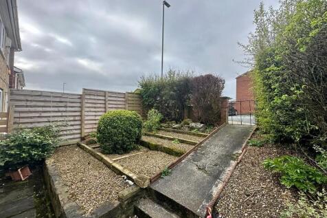 28 br IMG_1049_13...