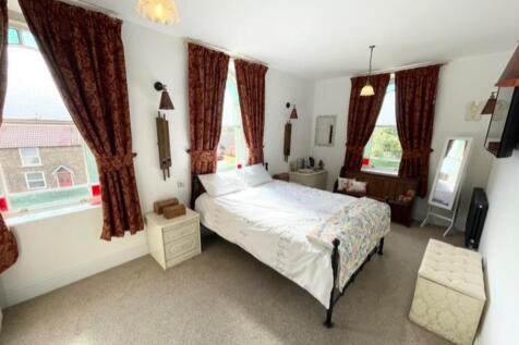 MasterBed2