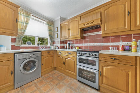 Kitchen (2)