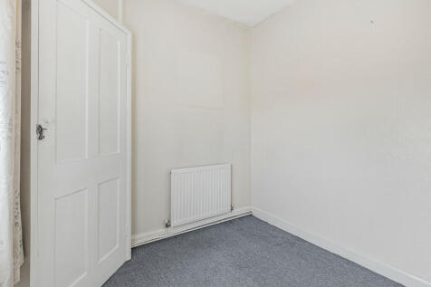 Bedroom 3 (2)