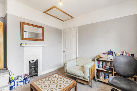 Bedroom 3 (2)
