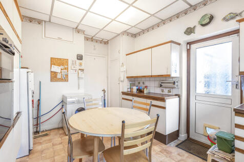 Kitchen (2)