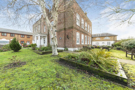 Communal Gardens ...