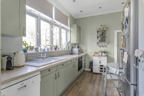 Kitchen (2)