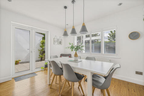 Dining Room (2)