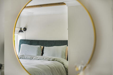 Bedroom 1 (4)