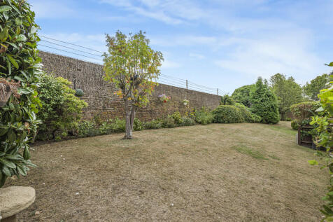 Garden (4)