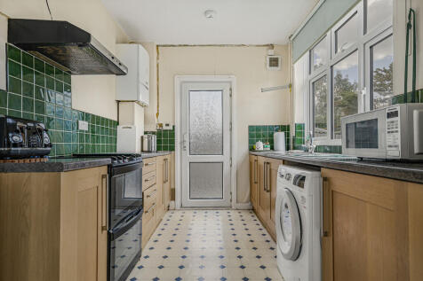 Kitchen (2)