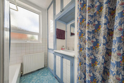 Bathroom (2)