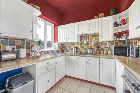 Kitchen (2)