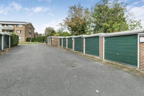 Garage (2)