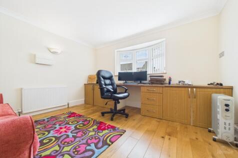 Property Image 25