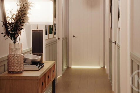 Hampton-Hallway