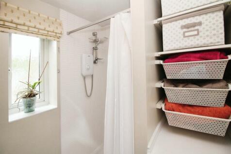 En-Suite Bedroom 1