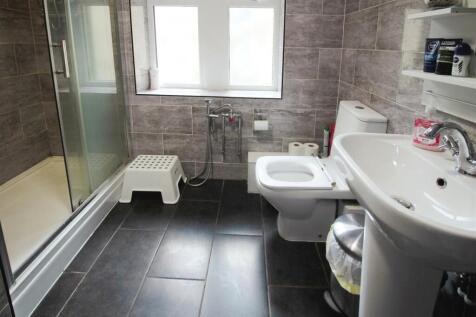 First Floor Bathroom
