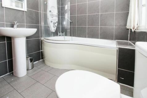 First Floor Bathroom