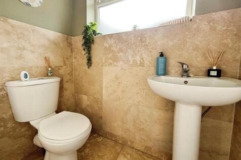 Cloackroom