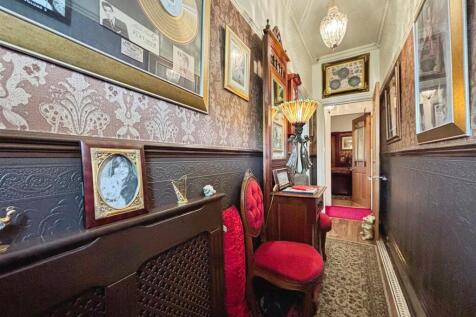 Entrance Hall.jpg