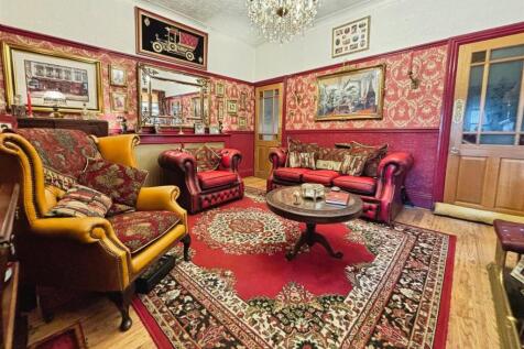 Second Reception Room (2).jpg
