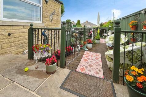 Rear Patio.jpg