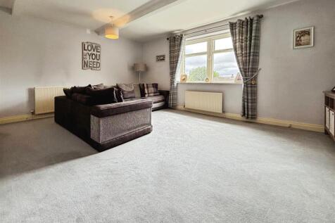 Lounge/Bedroom