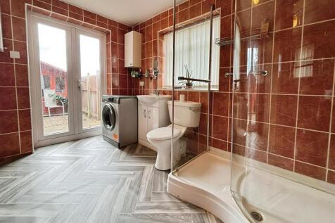 Downstairs bathroom