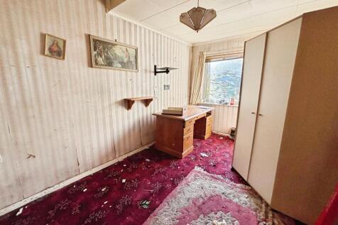 Second Reception/Bedroom