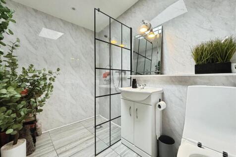 Downstairs Shower Room