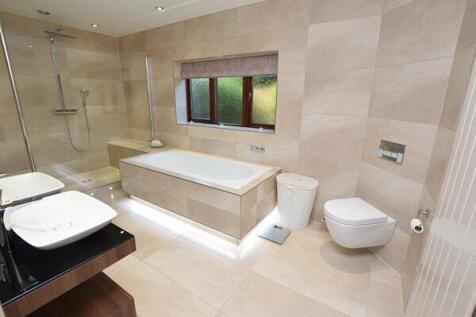 bath &amp; shower room