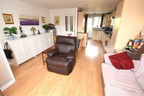 open plan kitchen/diner