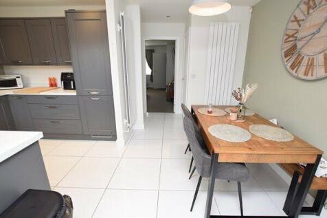 open plan kitchen/diner