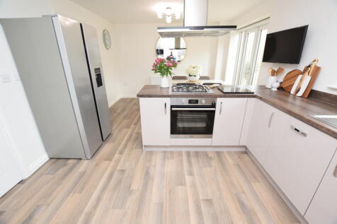 open plan kitchen/diner