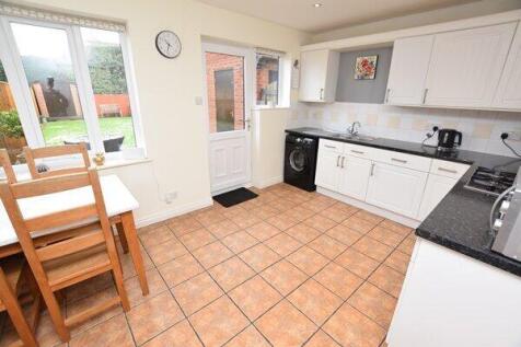 open plan kitchen/diner