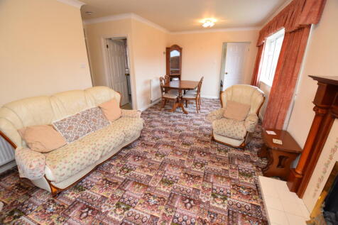 lounge &amp; dining room
