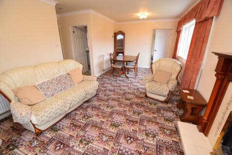 lounge &amp; dining room