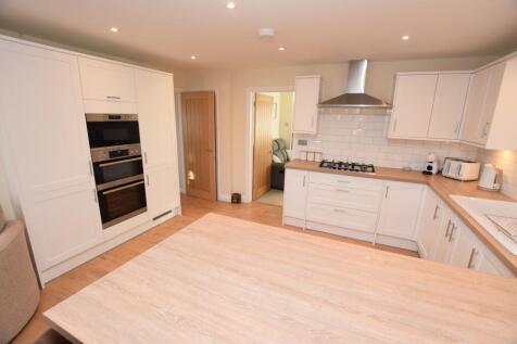 kitchen &amp; family room