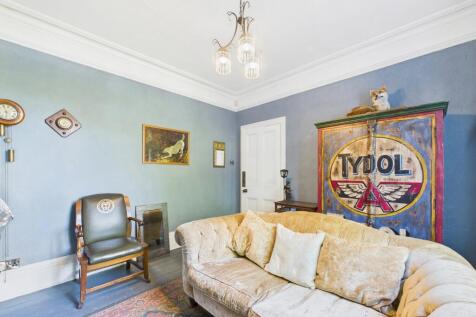 sitting room