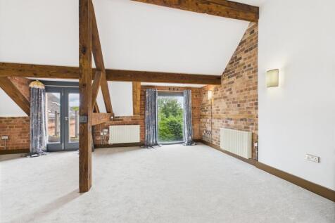 open plan lounge/dining room &amp; kitchen