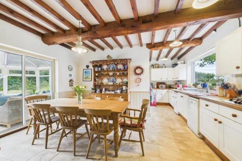 dining/kitchen