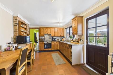 breakfast/kitchen